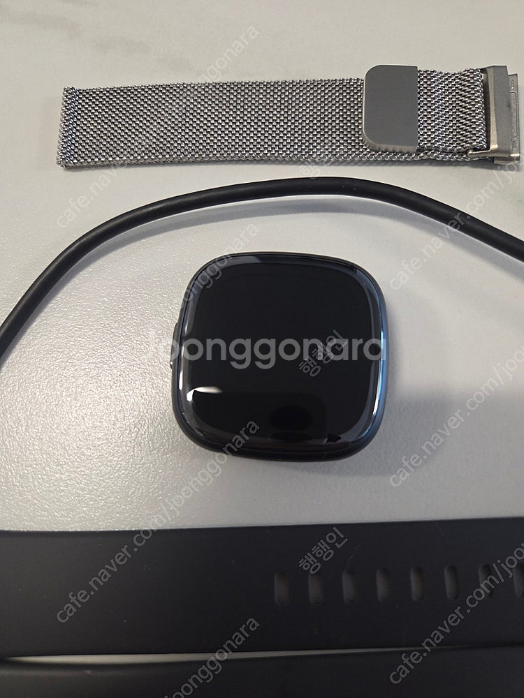 핏빗 센스2 팝니다--1