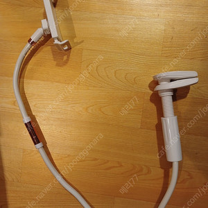 자바라 ㄷ휴대폰 거치대 입니다