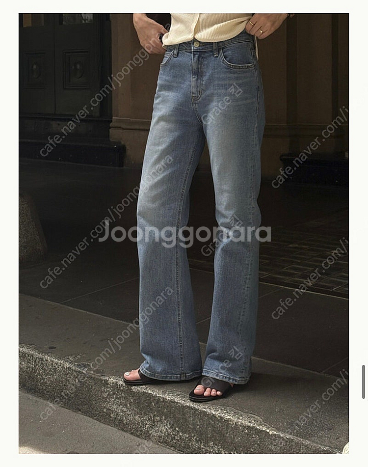 그레이룸 슬림부츠컷 중청데님 s--0