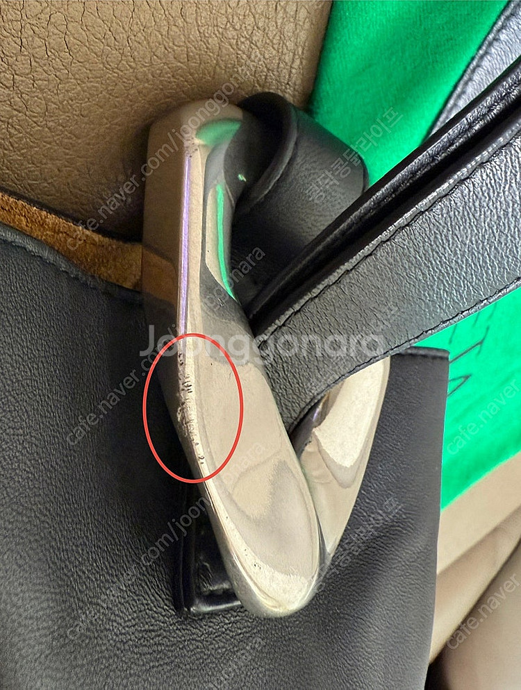 보테가베네타 나파 레더 드롭 숄더백 블랙--8
