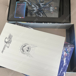 반다이 건프라 eg 라운드박스 스트라이크 건담, 루즈, 건배럴, 퍼펙트스트라이크 옵션파츠 등 6종 및 건담시드 프리덤 극장판 특전 일괄