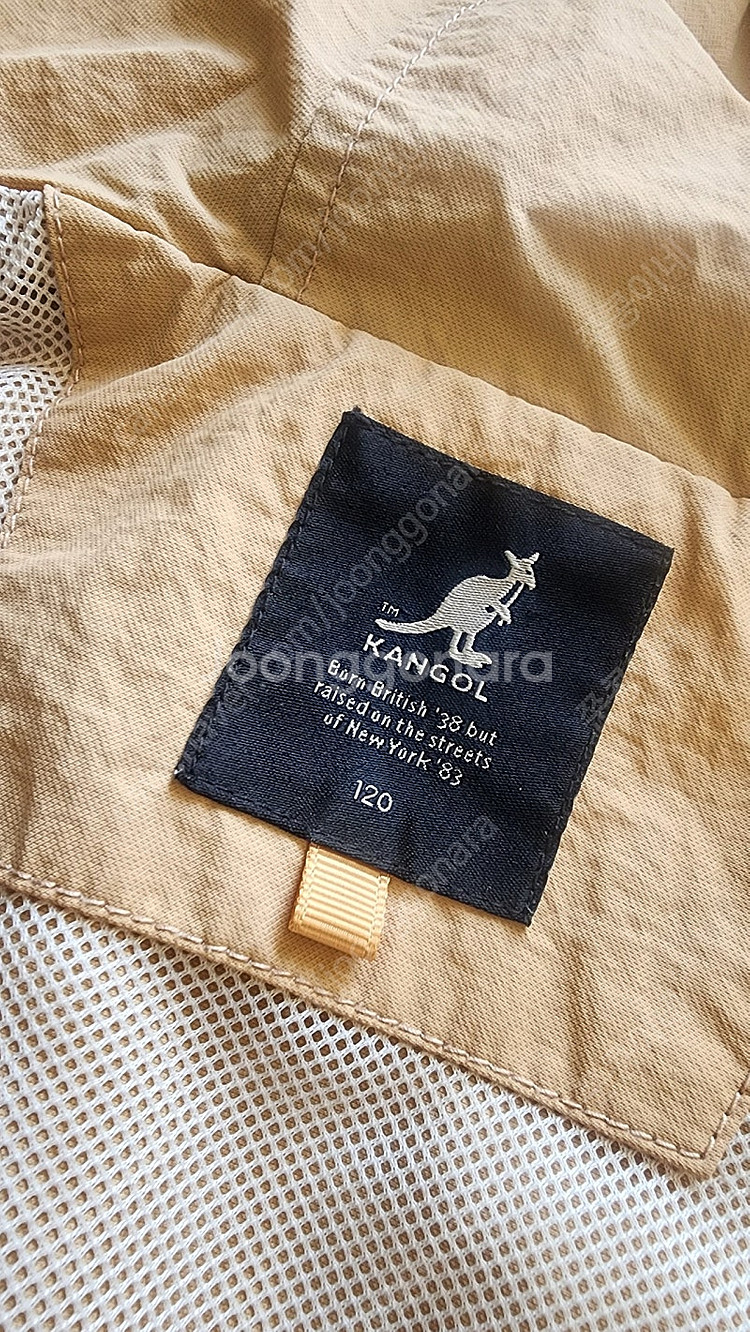 3만원)캉골 유아 바람막이 경량패딩 120 사이즈--1