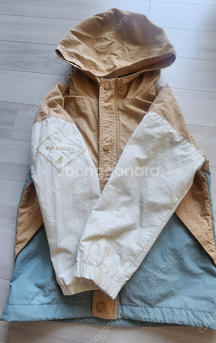 3만원)캉골 유아 바람막이 경량패딩 120 사이즈--5