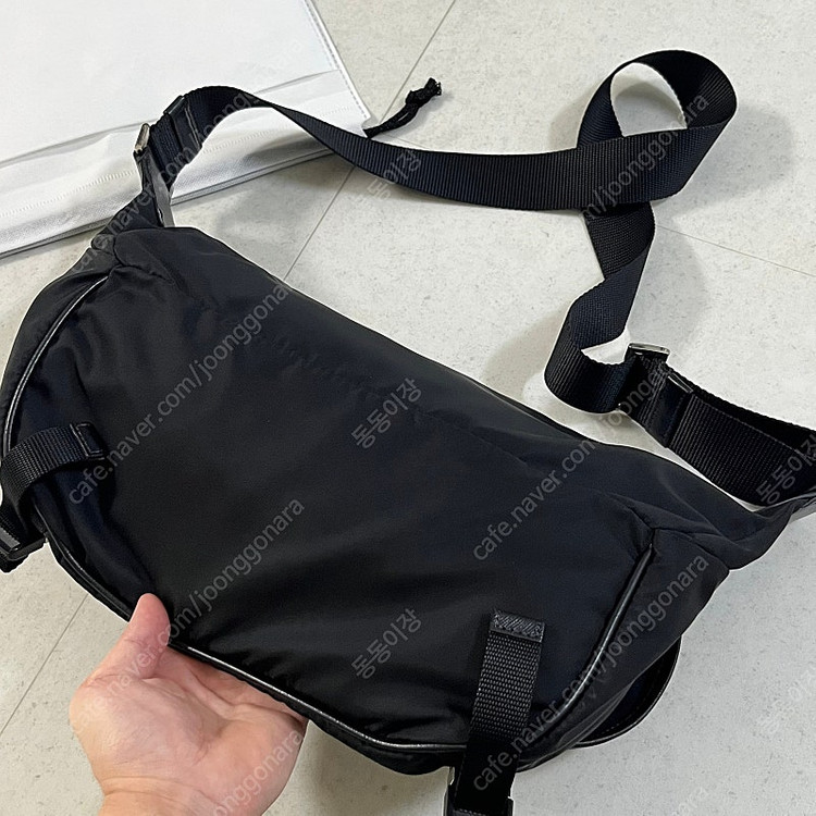 [M/미디움/미듐] 프라다 리나일론 바이커백 크로스백 2vh994 블랙--7