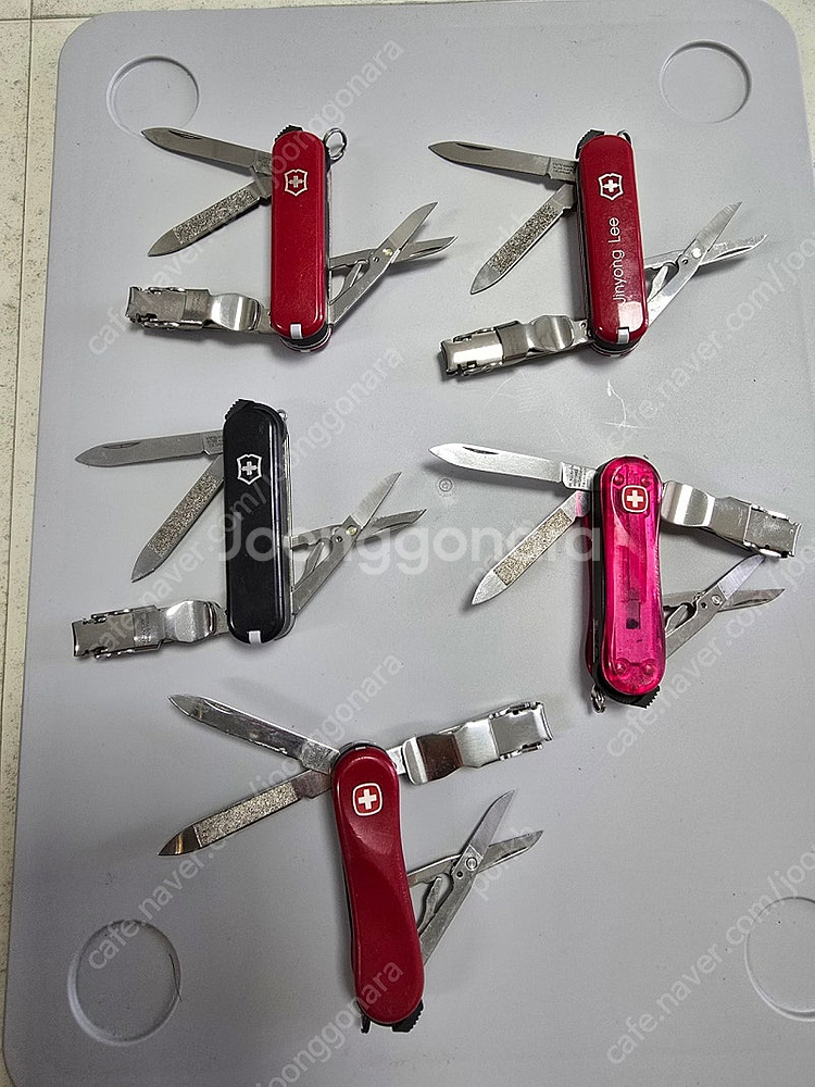 빅토리녹스 또는 웽거 손톱깎이 멀티툴 1개 가격 중고 착불--0