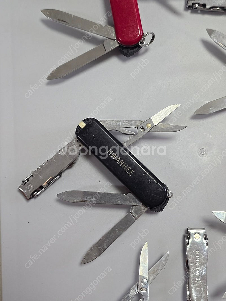 빅토리녹스 또는 웽거 손톱깎이 멀티툴 1개 가격 중고 착불--9