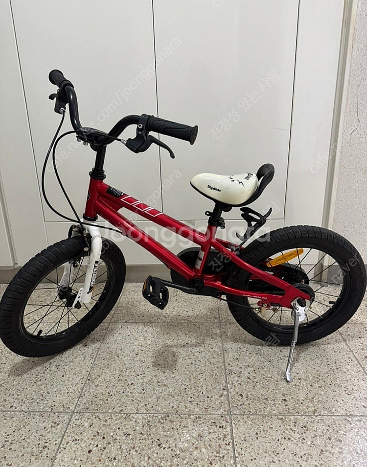 점검 완료한 로얄베이비 16인치 자전거--0
