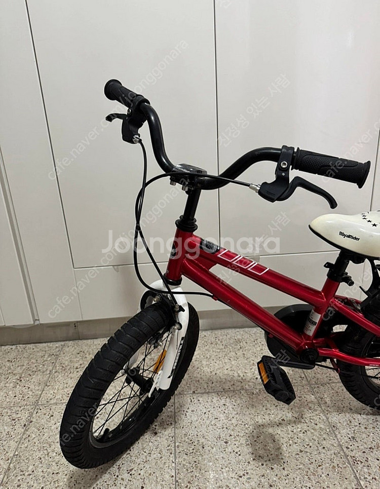 점검 완료한 로얄베이비 16인치 자전거--1