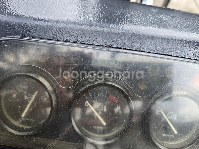 특A급 두산 2톤 디젤지게차 D20S-5 팝니다.--7