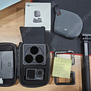 DJI Action 4 어드벤쳐 콤보 + 기타악세사리 판매합니다