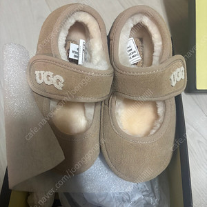 어그 키즈 사이즈 9/10 180사이즈