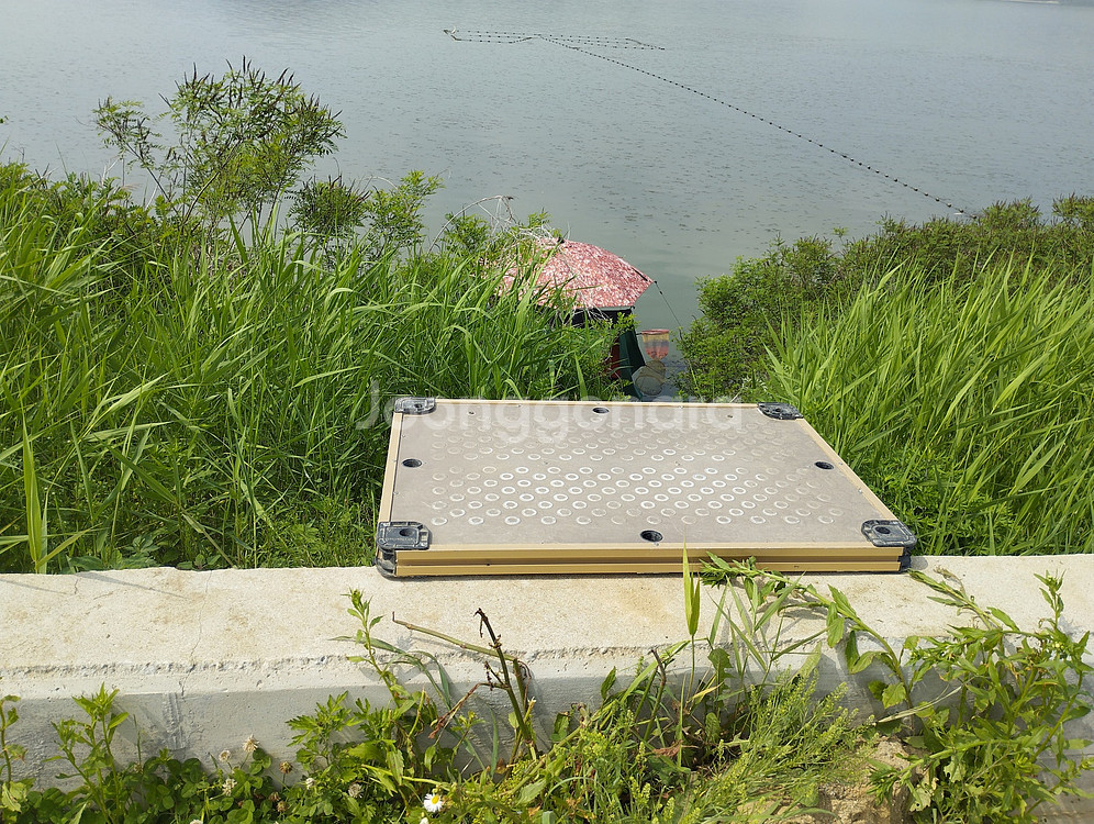 --- 달구벌 산업]달구벌 발판좌대[달구벌 산업 달구벌 발판좌대]1000x700 팝니다 -----1