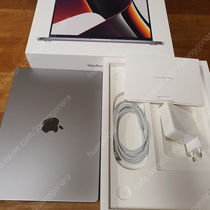맥북프로 14인치 M1 PRO 16GB 1TB 고급형 실버와 그레이 판매합니다