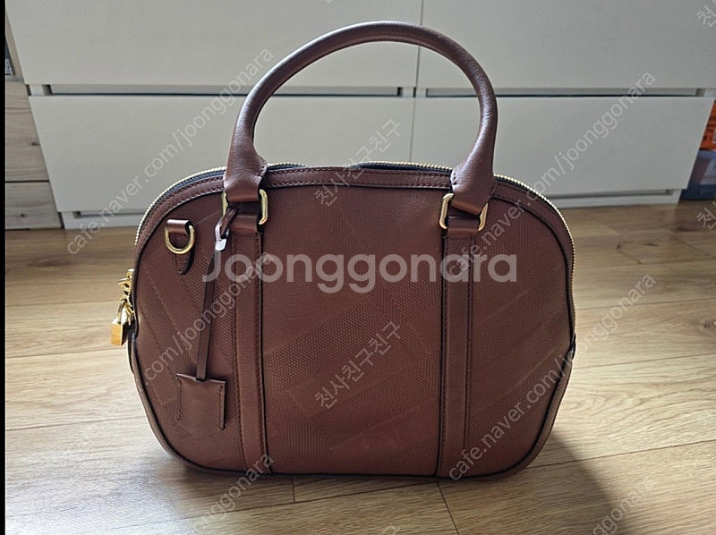 버버리 스몰 레더 오차드 브라운--1