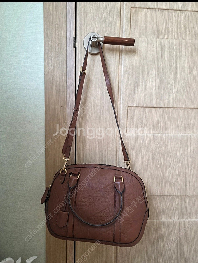 버버리 스몰 레더 오차드 브라운--4