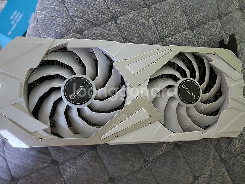 GALAX 그래픽카드 RTX3070 화이트--0