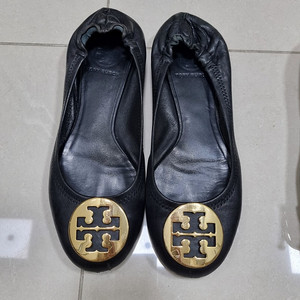 토리버치 플랫 240사이즈