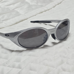 오클리 아이자켓 리덕스 실버 편광 판매 합니다