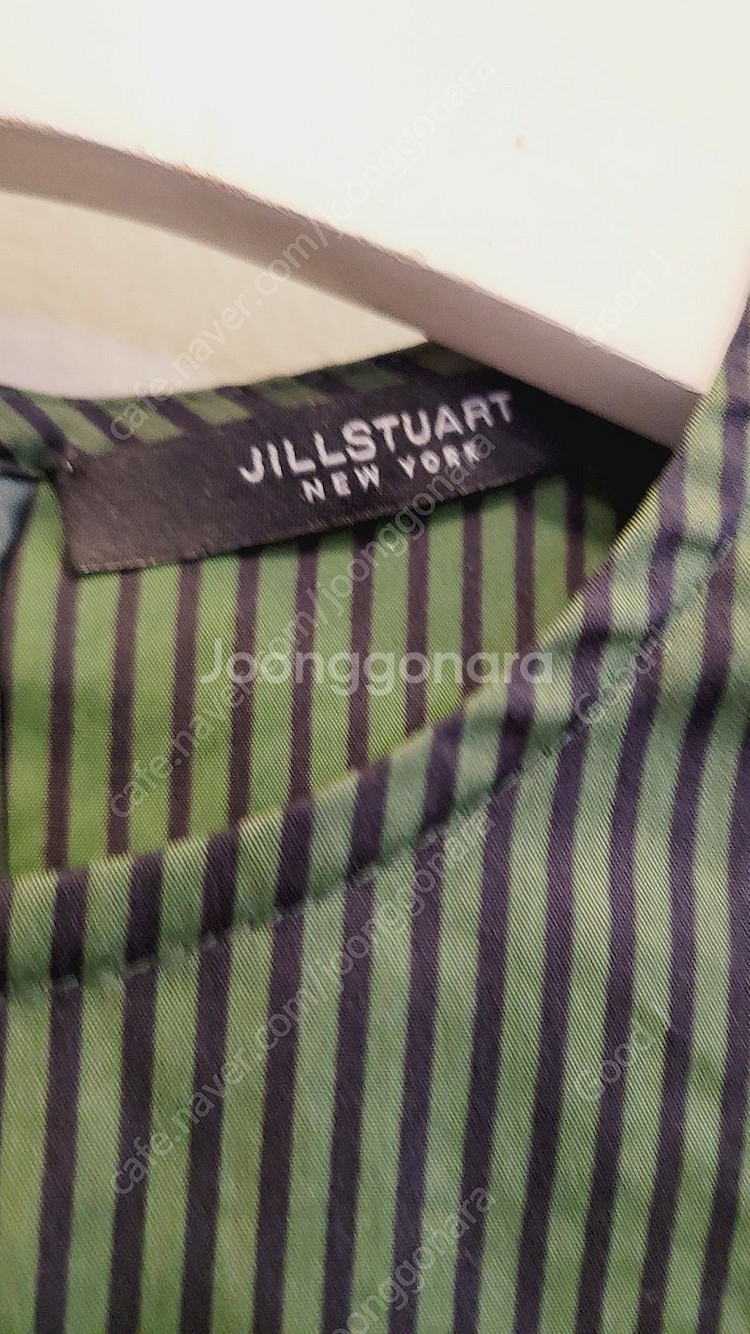 질스튜어트 펨플럼 블라우스. 질스튜어트 레이스샤 스커트--2