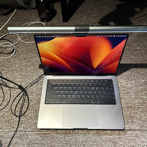 벤큐 스크린바 플러스 아이케어 e리딩 + 5V 1A USB 충전기 판매합니다