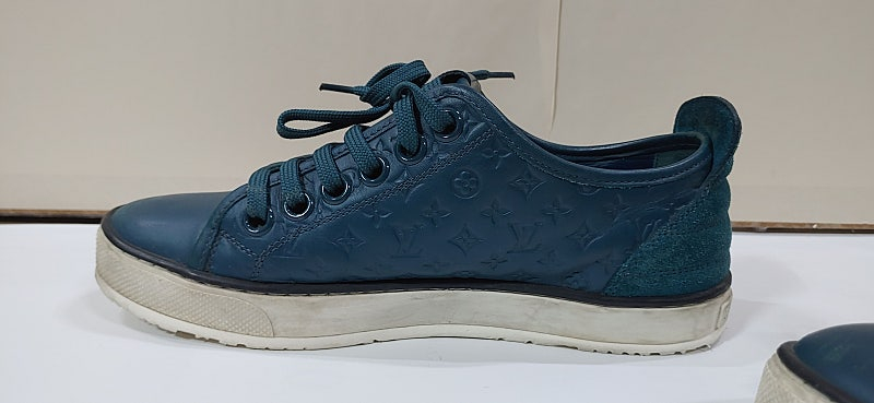 루이비통 모노그램 가죽/누벅 로우탑 스니커즈 230mm - 15만 이미지