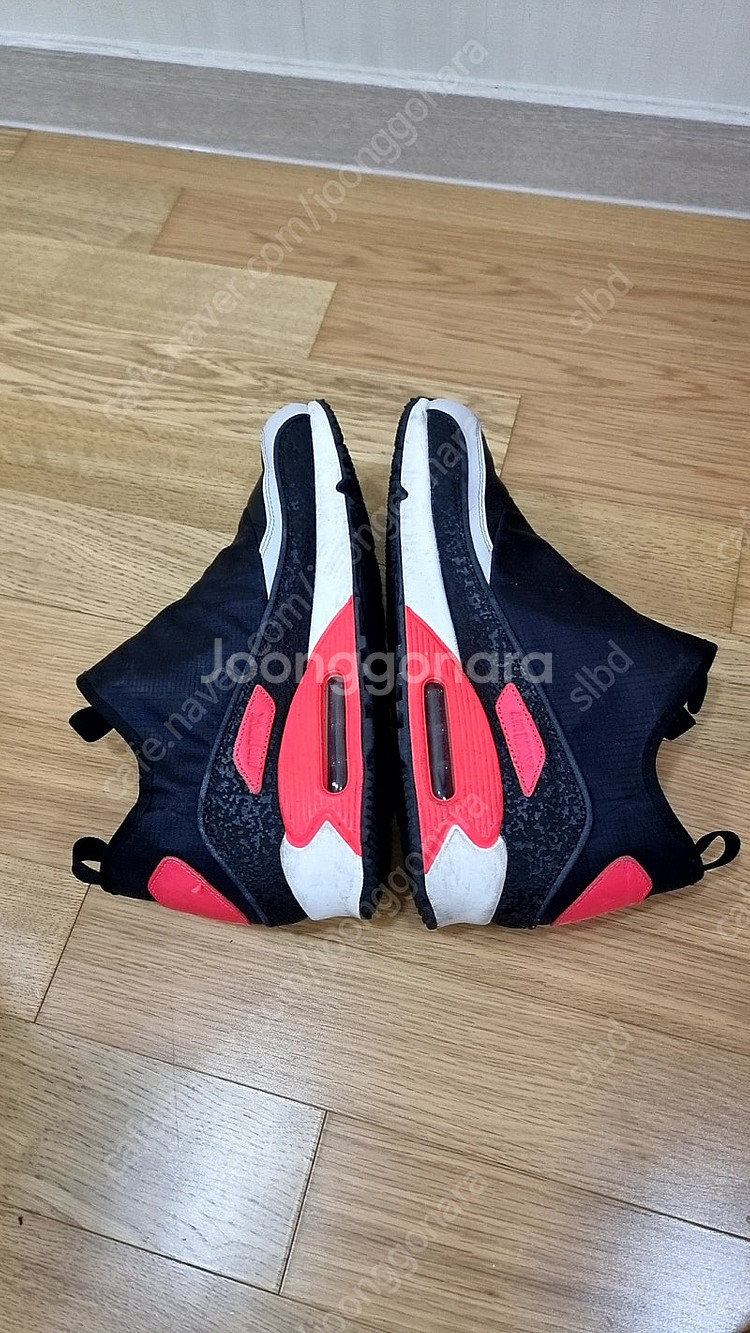 나이키 air max 270 팝니다.--4