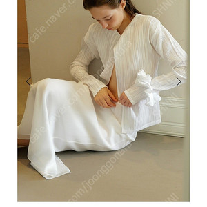 르917 Sophia sheer skirt