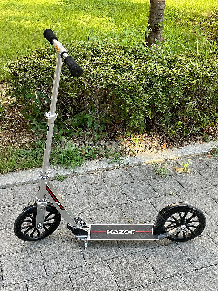 가격인하) razor A6 레이저 킥보드 성인 아동 겸...--0