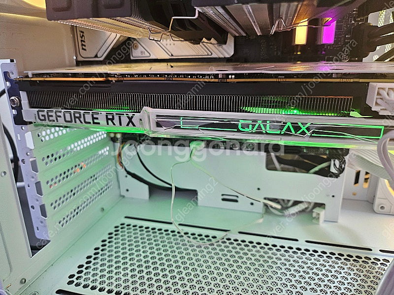 갤럭시 rtx2080 8gb white oc(발열심함)--2