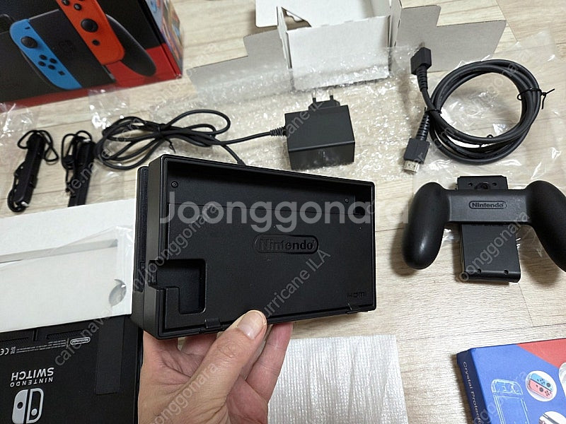 중고 닌텐도 스위치 2대(2021, 2022 배터리 개...--9