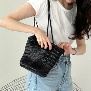 롱용이백 블랙 용용이백