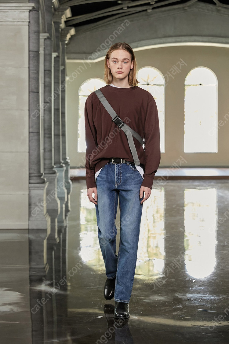 페이탈리즘 0227 musing straight crop fit 이미지