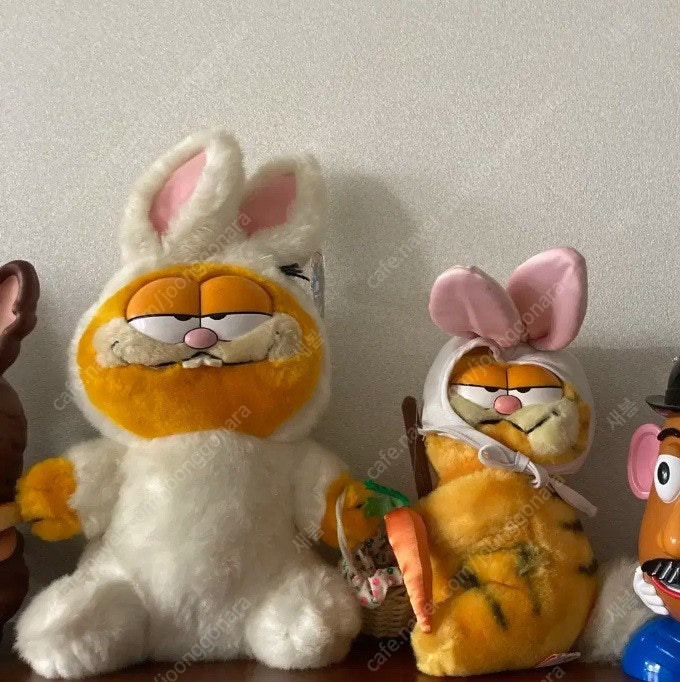 빈티지 가필드 인형 레트로 이미지