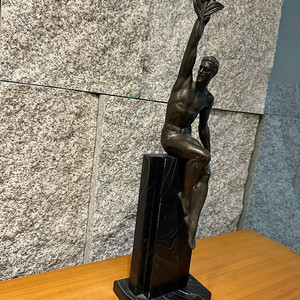 동상 청동 브론즈 조각상 장식품 동브론즈 동조각상 인테리어 예술품