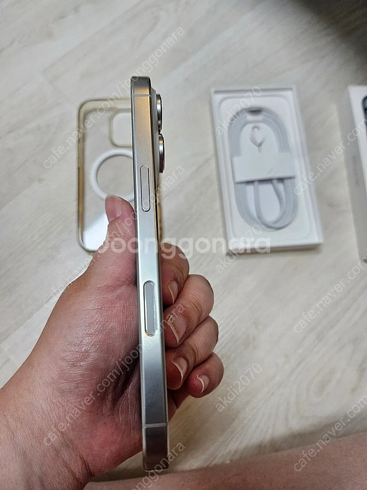 아이폰16프로 화이트 256GB 풀박 급처!--6