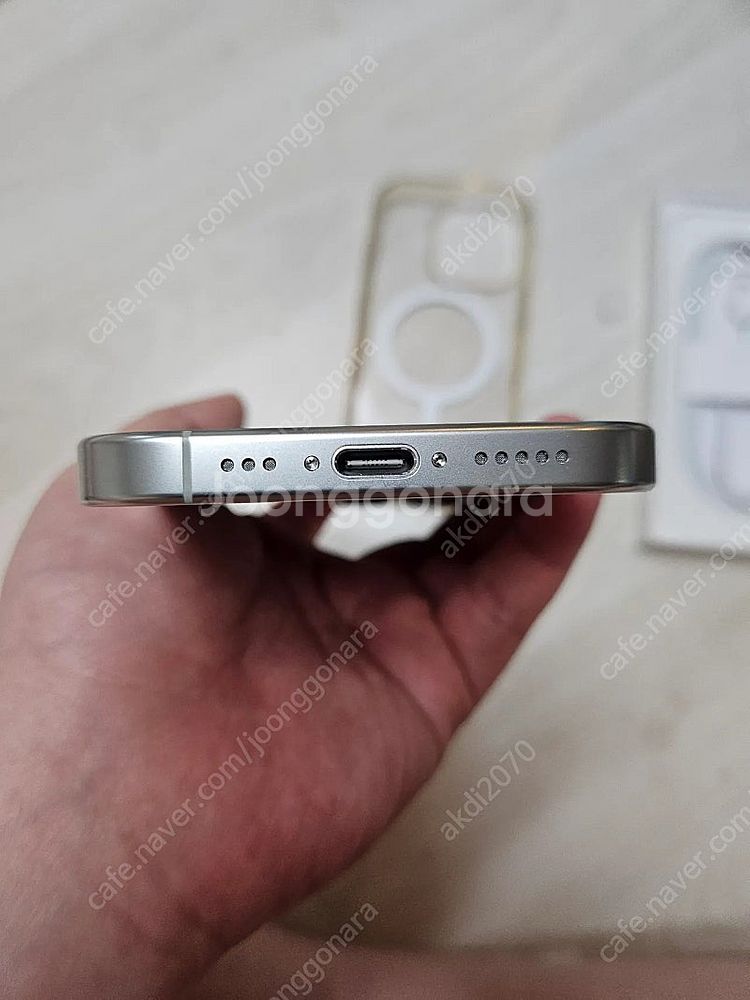 아이폰16프로 화이트 256GB 풀박 급처!--8