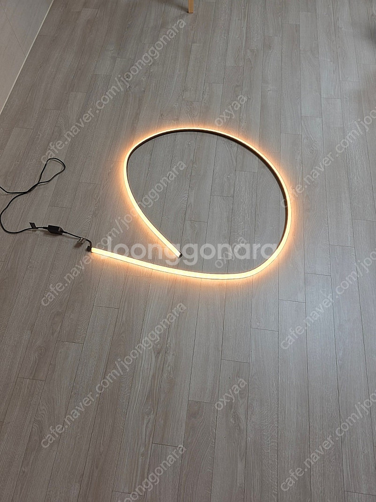 필립스 휴 그라데이션 라이트 스트립 65인치용--0