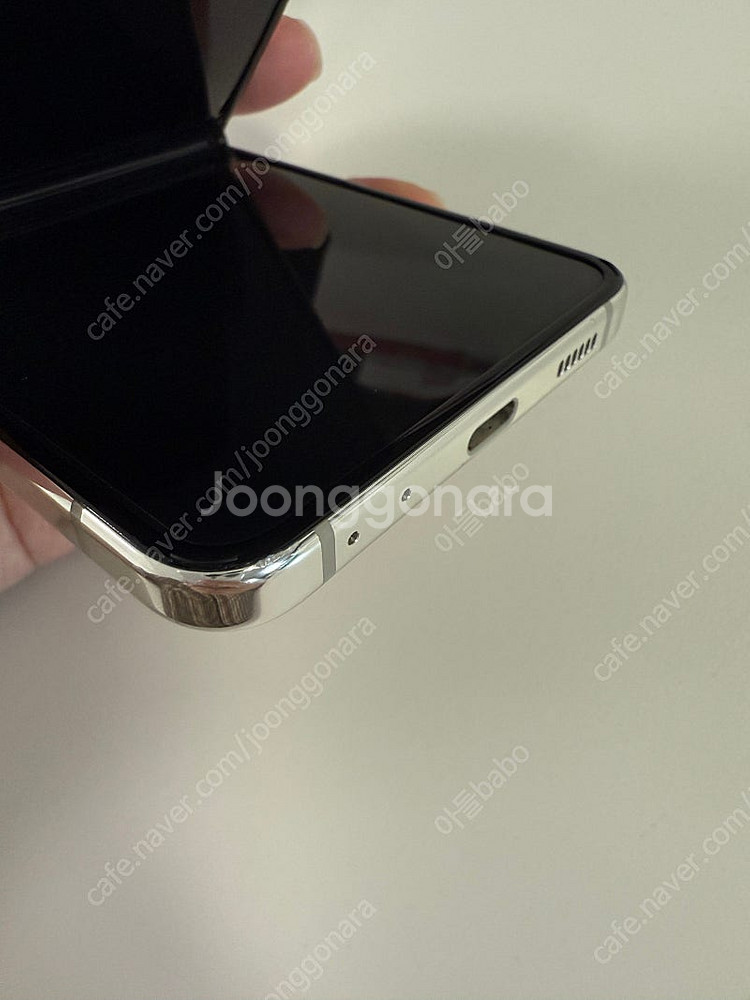 갤럭시 제트플립5 Z플립5 512기가 크림(풀박)--6