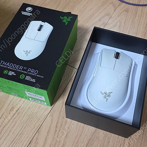 레이저 데스에더 V3 프로 화이트 (RAZER DEATHADDER V3 PRO)