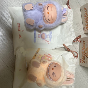 라부부 나랑놀자 키링 팝니다.
