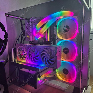 COLORFUL iGame 지포스 RTX 4080 SUPER ULTRA OC D6X 16GB White 판매.