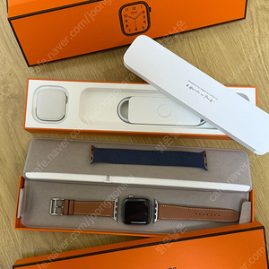 애플워치10 에르메스 42mm 팝니다.