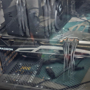 라데온 6800xt 사파이어니트로 팝니다