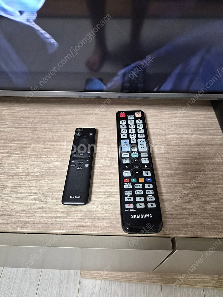 삼성 85인치 TV(24년)+TV 장--2