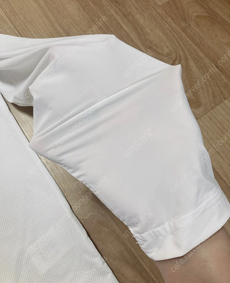 택포 ) 미착용 새제품 105 남자 파리게이츠 긴팔카라티 팝니다 이미지