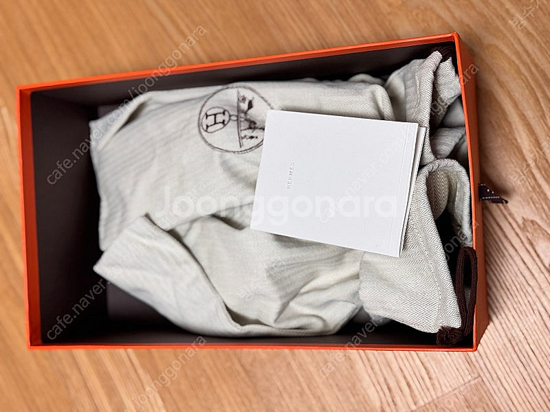 에르메스 파리 금장 40.5 3회 착용--0