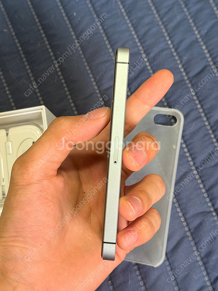 아이폰se1 32gb 스그 카메라무음 풀박--4