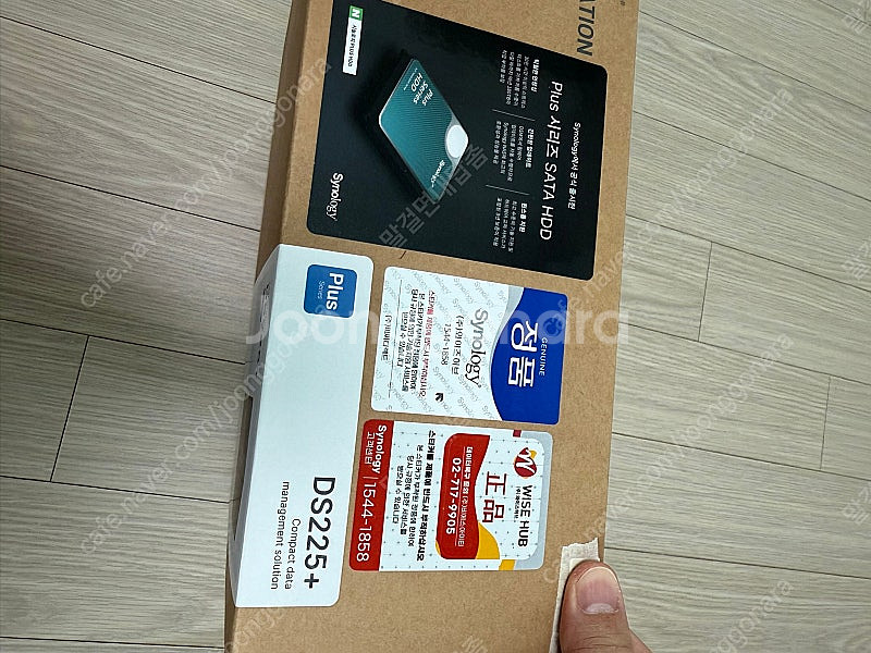 시놀로지 2베이 NAS DS225+ 새제품--2
