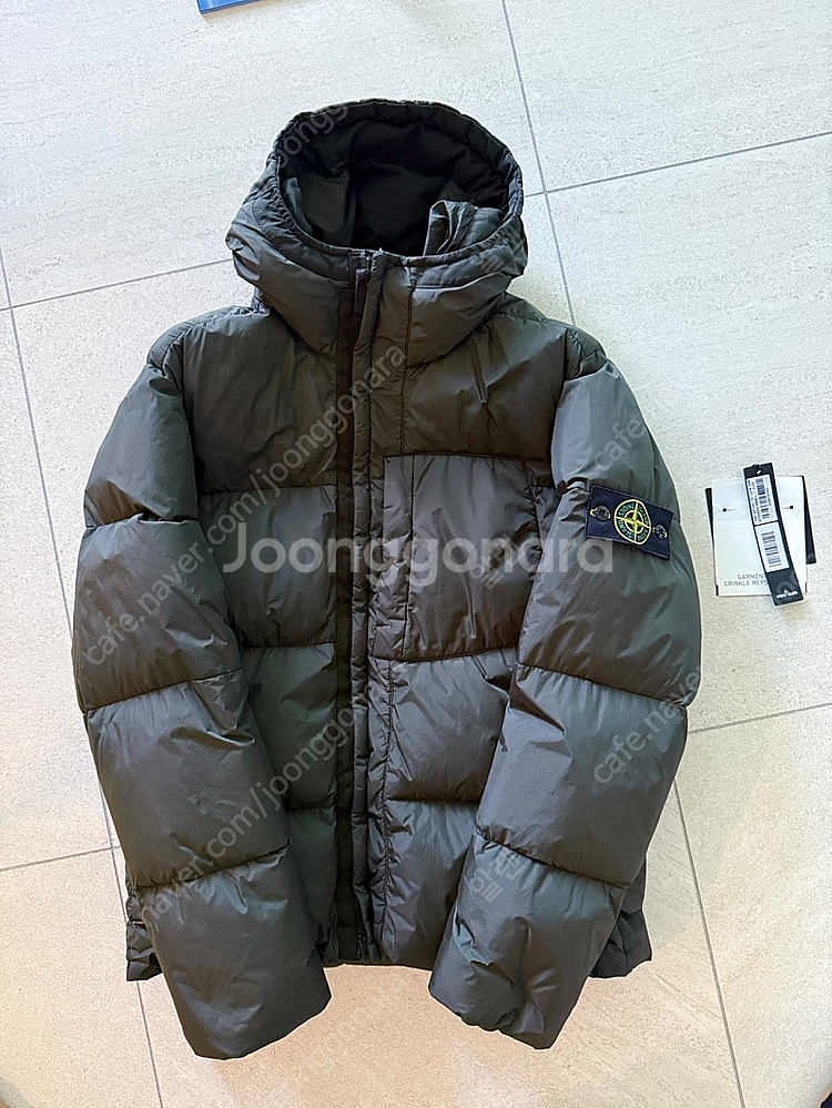 스톤아일랜드 17fw 크링클랩스 후드 패딩 L사이즈 판매 다크그린 67540223 v0059 (명작 시즌)--0