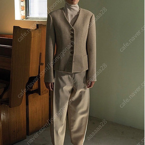 르917 v neck jacket